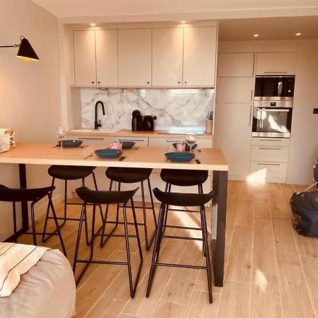 LE CALI, P2 Cabine dans une résidence avec piscine, vue mer et parking privé La Grande-Motte Exterior foto