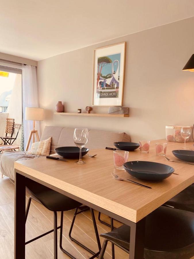 LE CALI, P2 Cabine dans une résidence avec piscine, vue mer et parking privé La Grande-Motte Exterior foto