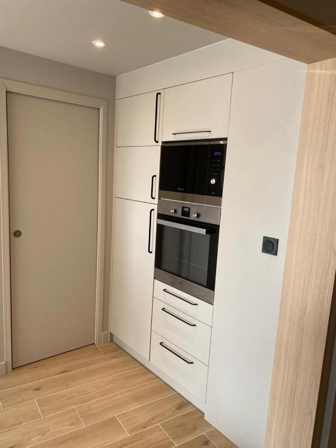 LE CALI, P2 Cabine dans une résidence avec piscine, vue mer et parking privé La Grande-Motte Exterior foto